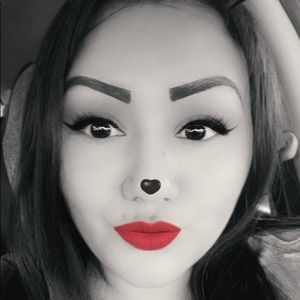 Meet your Posher, Gabriela